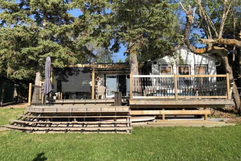 Cozy Cabins in Lake Louise for the Ultimate Mountain Escape