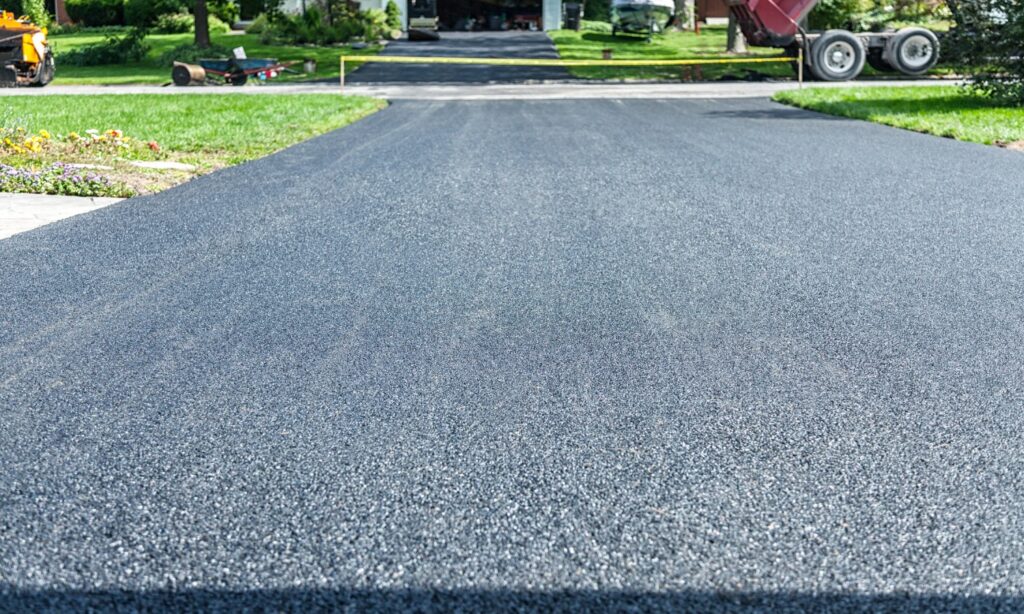 driveway sealing in Bowmanville