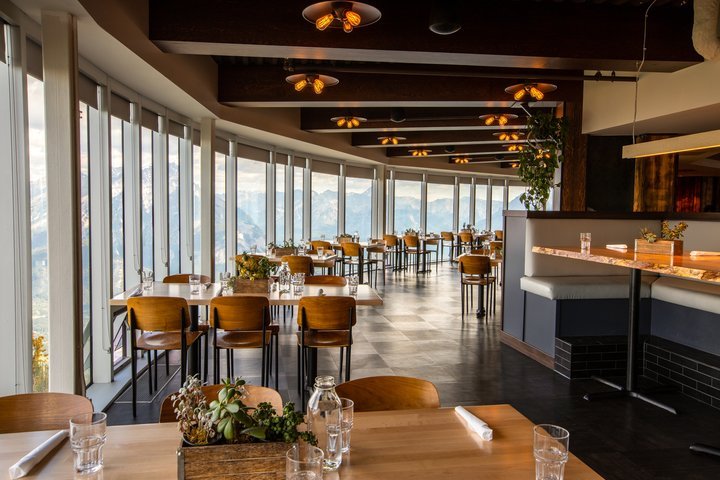 Banff Dining Experiences That Pair Perfectly with Scenic Views